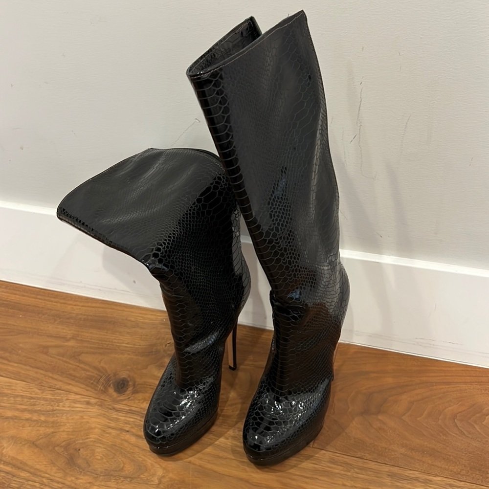 Casadei boots - size 5 1/2 - made in Italy